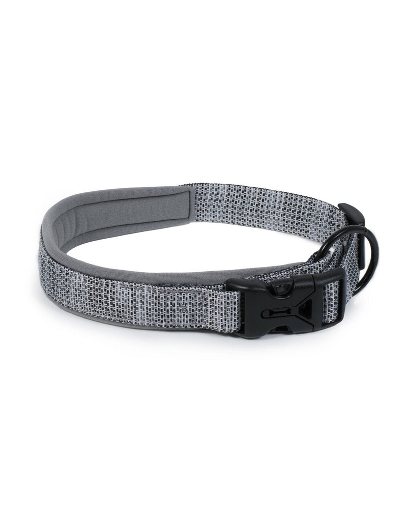 Farm Company Nylon Deluxe Collar Silver - XL 25mmx50 68cm - طوق الكلاب - Zue For Pet Supplies Co.