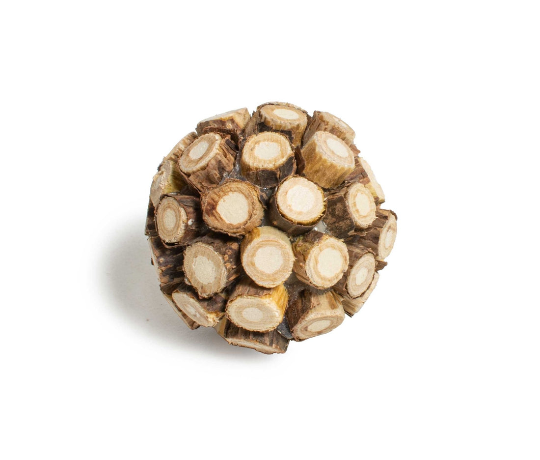 Farm Company Green Matatabi cat toy ball blister - 4 cm - مستلزمات الحيوانات الأليفة - Zue For Pet Supplies Co.