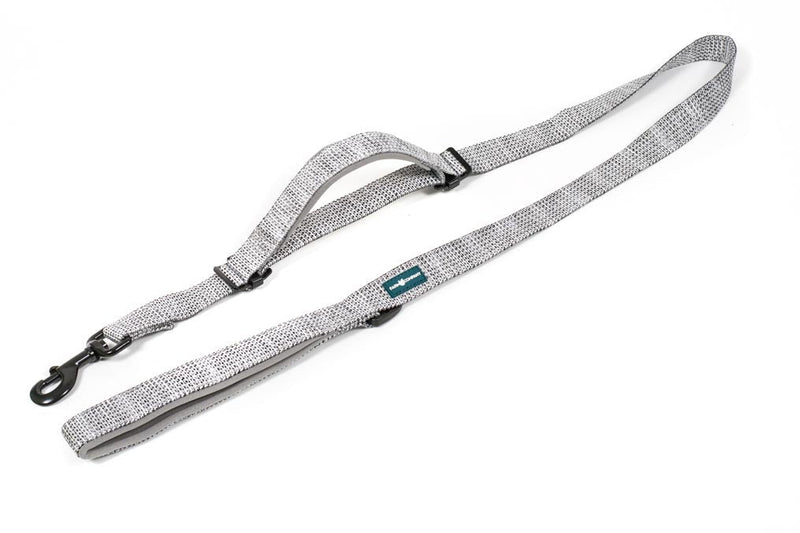 Farm Company Nylon Deluxe Floating control leash Silver - 15mmx121cm - مستلزمات الحيوانات الأليفة - Zue For Pet Supplies Co.