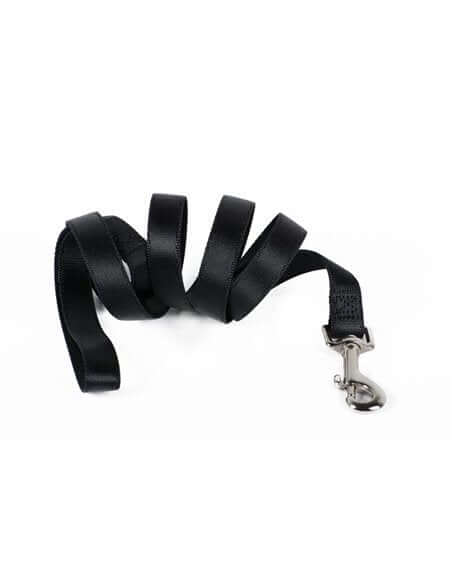 Farm Company Nylon leash Black - 15 mm x 120 cm - مستلزمات الحيوانات الأليفة - Zue For Pet Supplies Co.